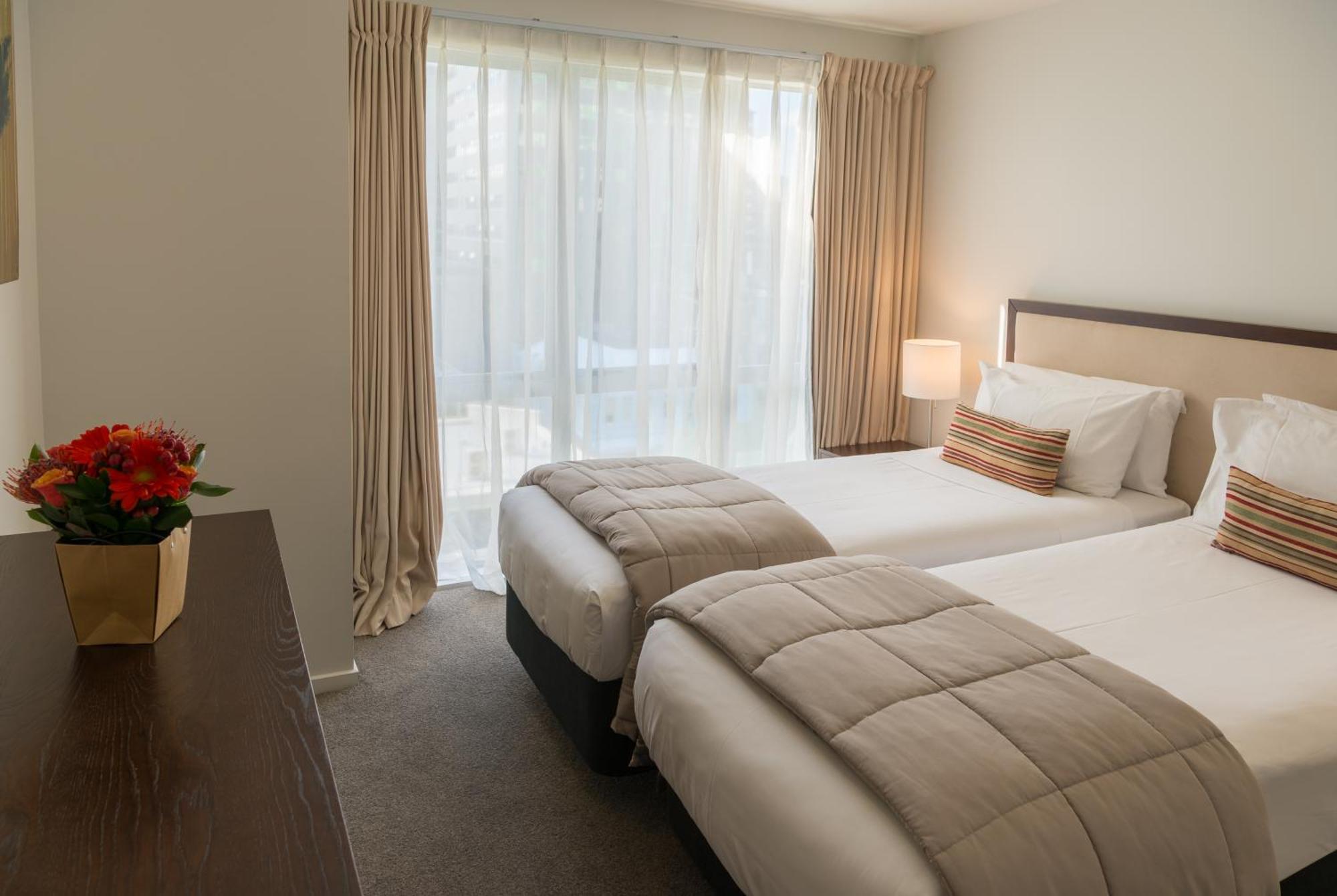 Boulcott Suites Wellington Ruang foto A typical bedroom at the hotel